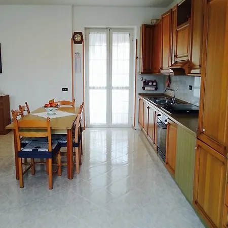Concetta Villa *